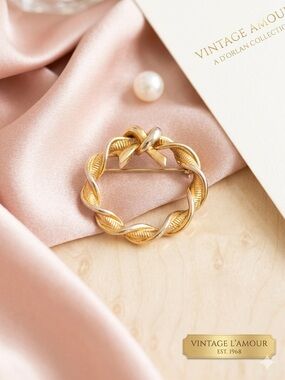 D'Orlan Vintage 2-Tone Ribbon Wreath Brooch | 1.5" Pin | Marked #94961